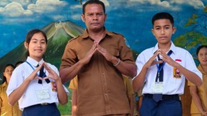 333 Calon Siswa Baru Resmi Ikuti MPLS Ramah Anak, Kepala SMPSK Kotagoa Boawae: “Kalian adalah Angkatan Bersejarah”