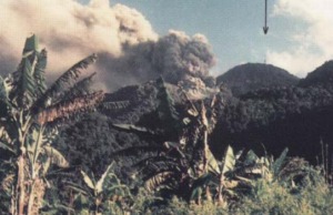 Erupsi Gunung Ranakah di Manggarai (1987-1988): Pewarisan Sejarah, Perbedaan Ingatan, dan Suara yang Terlupakan